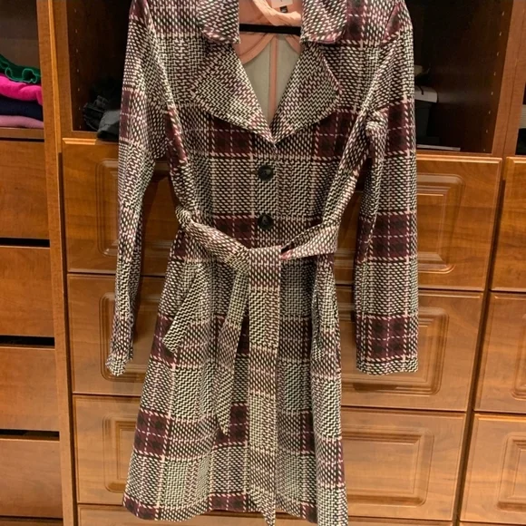 CAbi Sovereign Jacket - Picture 7 of 9